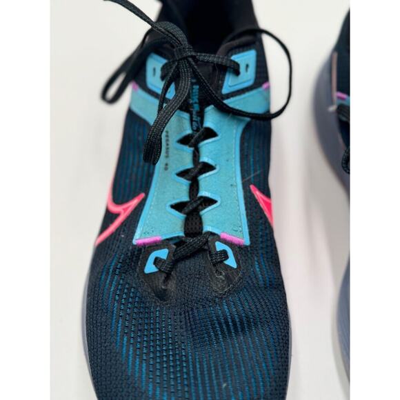 Nike · 9.5W · Air Zoom Pegasus 40 SE · Black / Hyper Pink Running - Picture 4 of 14